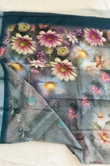 Linen-cotton blend saree with a 3D digital print, comes with an unstitched running blouse piece. (Color-Grey)