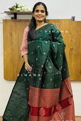 Emerald Green with Rich Red/Maroon Contrast Pallu Premium Pure Handloom Cotton Saree