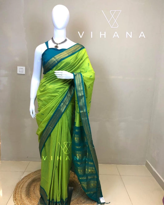 Kanchi Cotton Saree Parrot Green Color