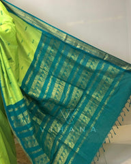 Kanchi Cotton Saree Parrot Green Color