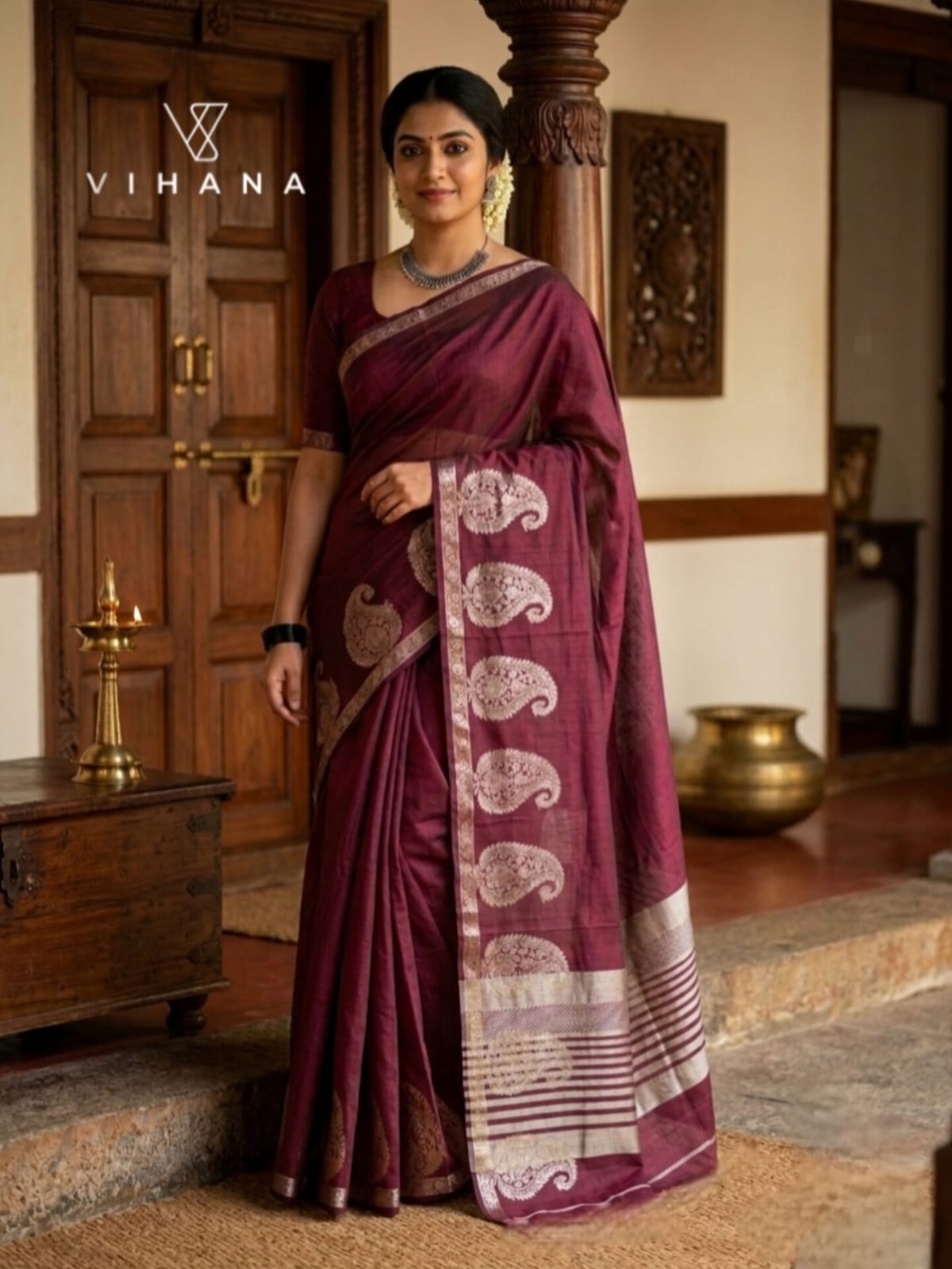 Tussar Silk Saree Paisley Motif-VS517