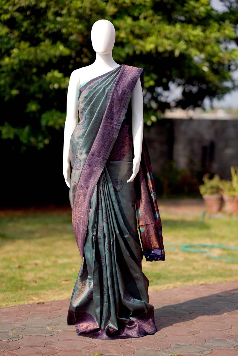 Green grandeur Kanjeevaram semi silk Saree with unstiched running blouse ( color – Green)